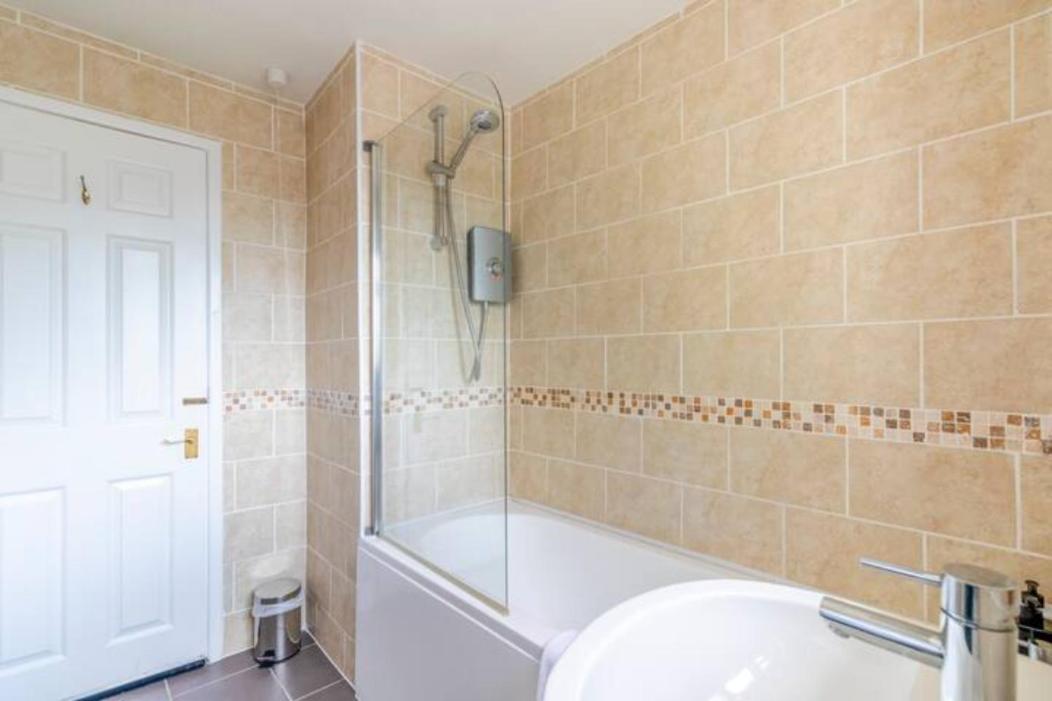 Trendy Sea View 2 Bedroom Sleeps 6 - Free Parking Μπόρνμουθ Εξωτερικό φωτογραφία